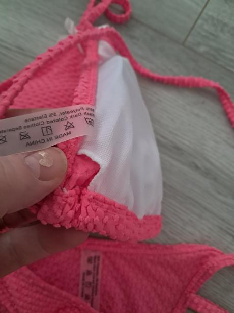 Neónové plavkové bikiny, farba neón viac do ružova, m / s
