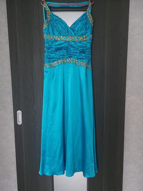 Spolocenske saty, 38