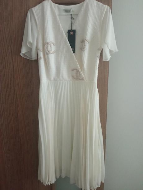 Dámske spoločenské šaty, 36