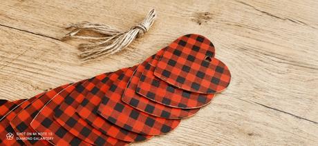 Drevený výlisok - srdce - karo - 8 cm,