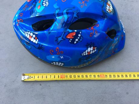 Prilba, helma cyklistická, s