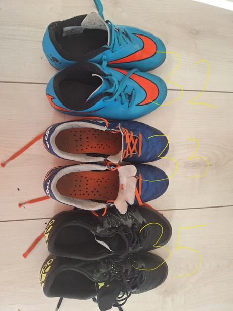 Kopacky na futbal, 35