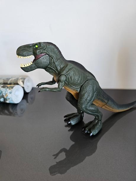 Chodiaci dinosaurus rex,