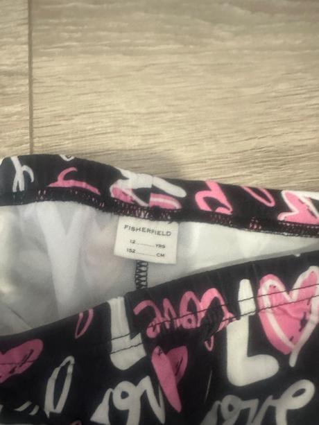 4 kusy leginy nenosene, 152