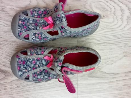 Dievcenske papucky,vel.25, befado,25