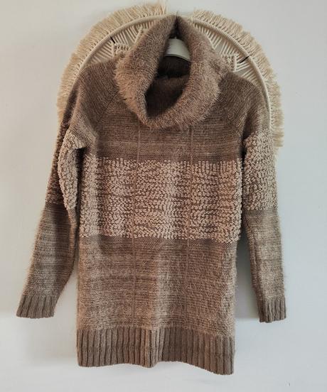 Teplý rolakový sveter, l