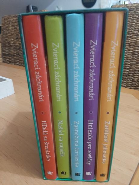 Predám sadu kníh o zvieratách., 