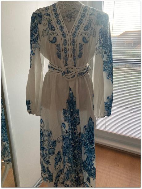 Vzorované midi šaty s opaskom, l