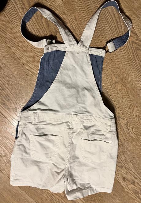 Kratke nohavice na traky, 140