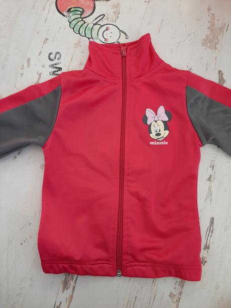 Úžasná mikina, 92