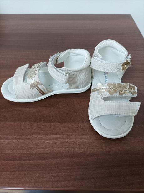 Kožené sandálky, coccodrillo,24