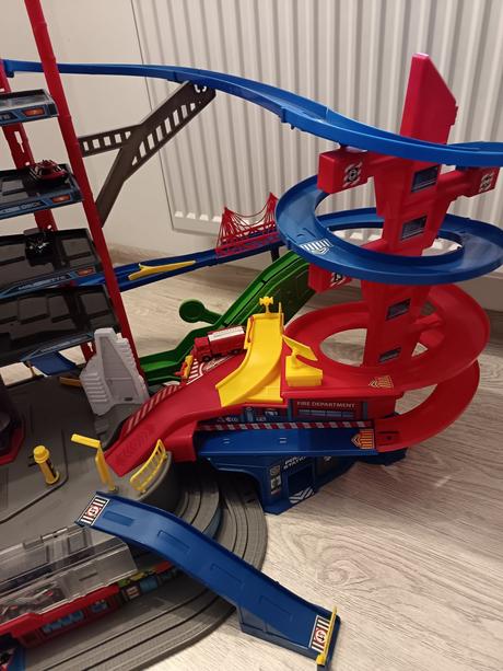 Autodráha - garáž, 