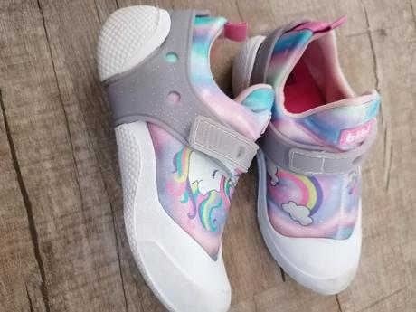 Bi bi nasuvacie topánky 2 v 1, 30