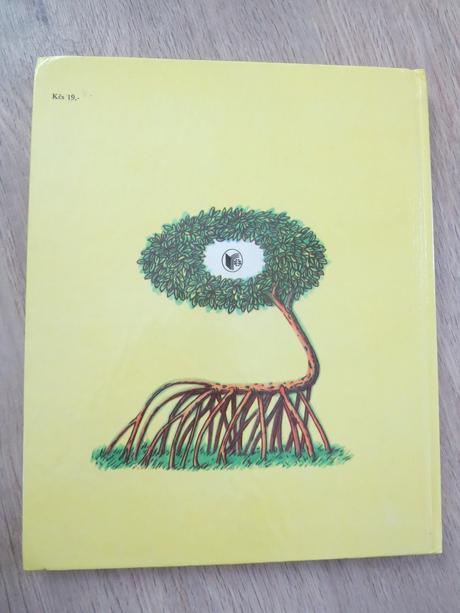 Kniha zakliaty strom, 