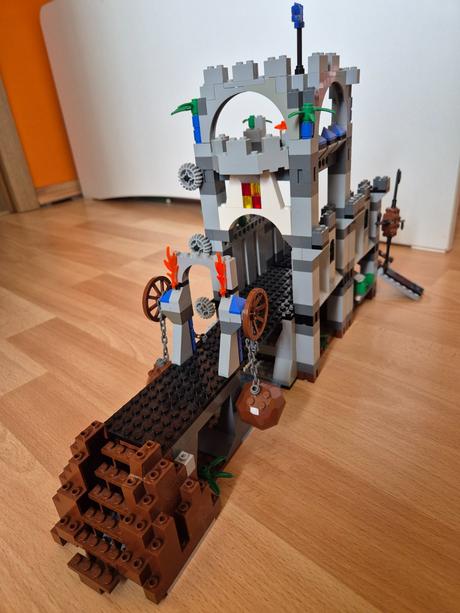 Lego 8780 citadel of orlan, 