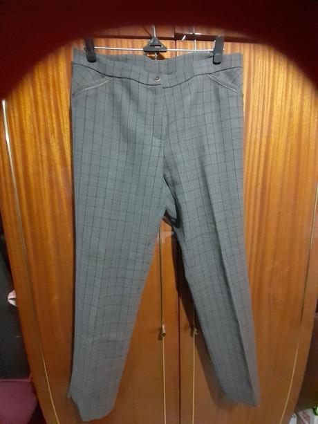 Dámske nohavice 48, 48