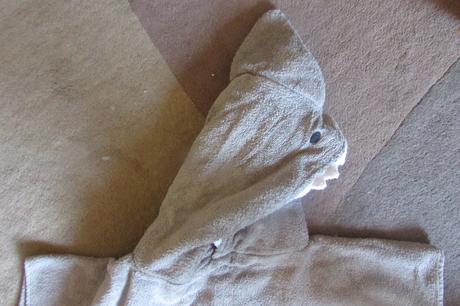 Uterak poncho shark,