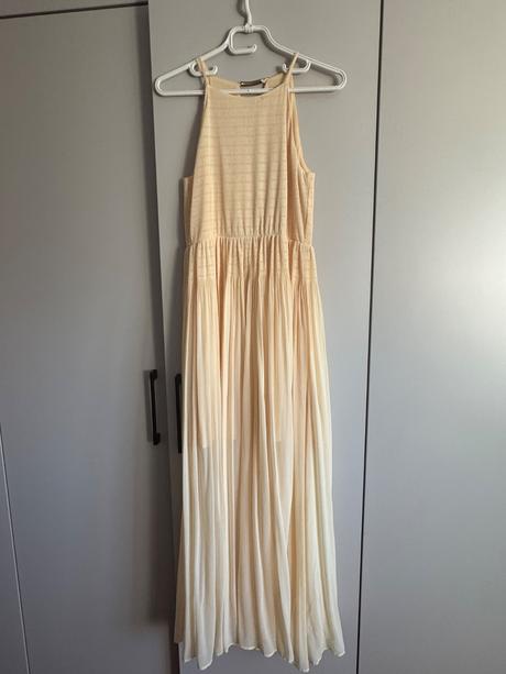 Dlhé spoločenské šaty, s