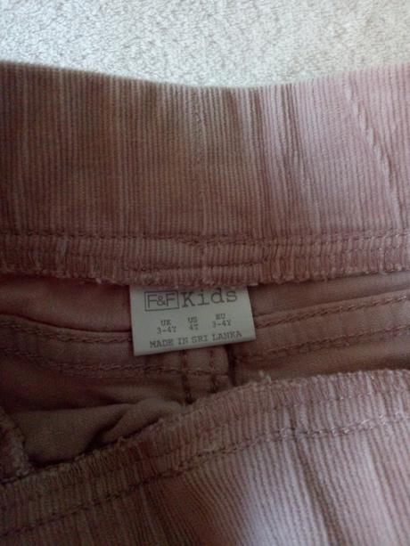 Menčestrové nohavice v. 104, f&f,104