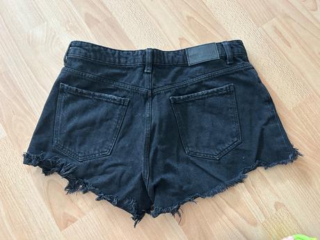 Šortky, tally weijl,l