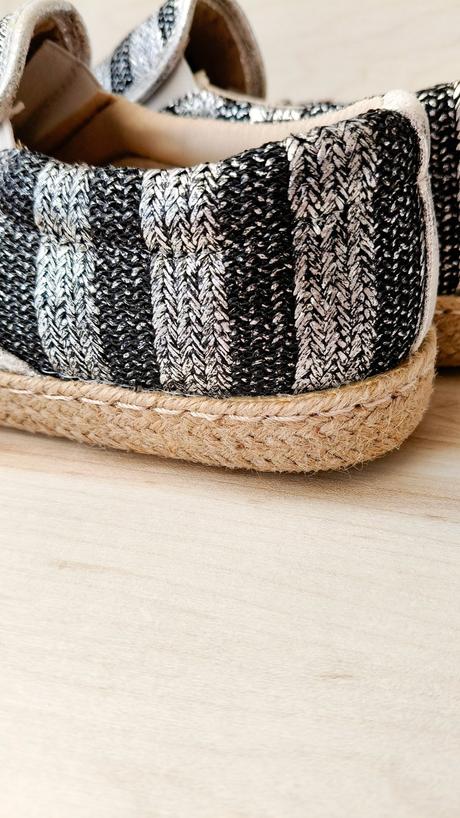 Espadrilky strieborno-čierne, 37
