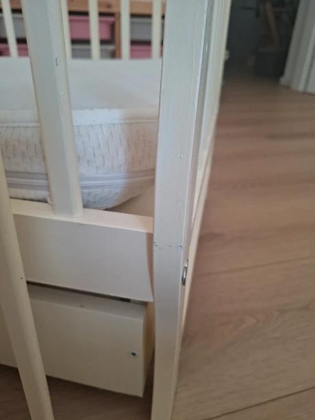 Detská postieľka so zásuvkou a matracom, šírka (cm): 60,dĺžka (cm): 120