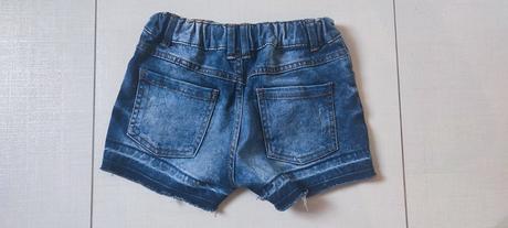 Šortky, f&f,134