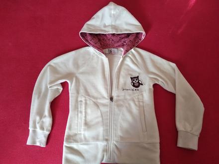 Mikina s kapucňou, 140