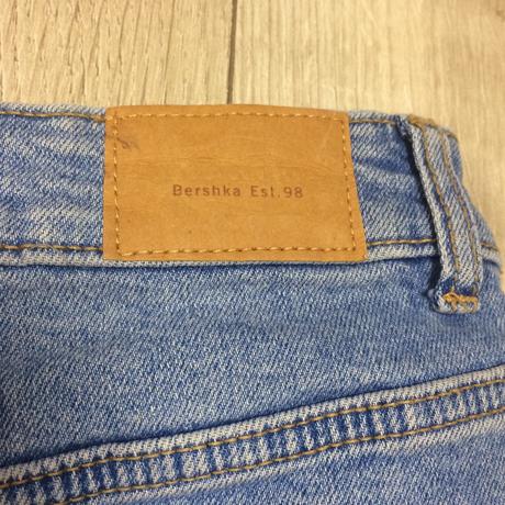 Vysoké rifľové šortky dámske č.36,, bershka,36