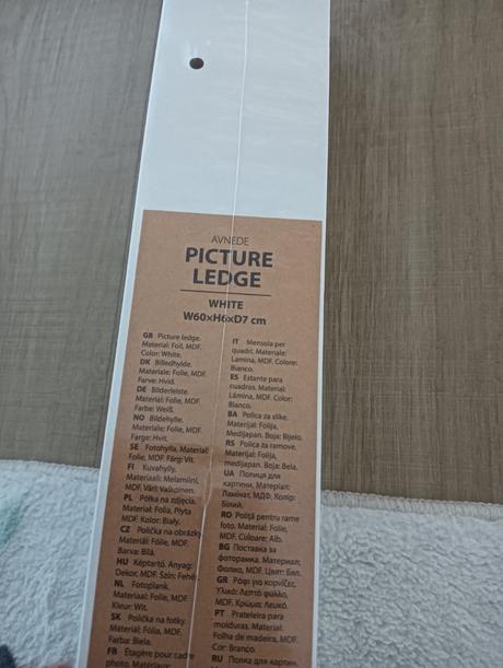 Poličky avnede jysk, 