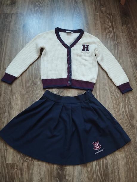 Komplet sukňa a sveter., pepco,152