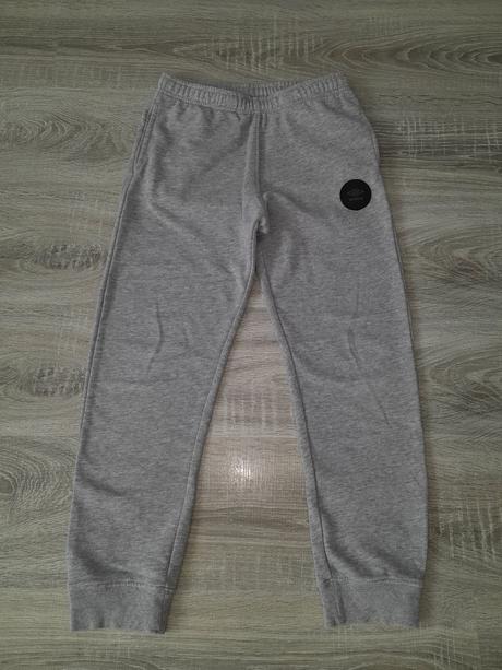 Tepláky vel.152, umbro,152