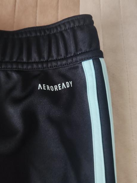 Frajerke teplaky adidas aeroready, adidas,140