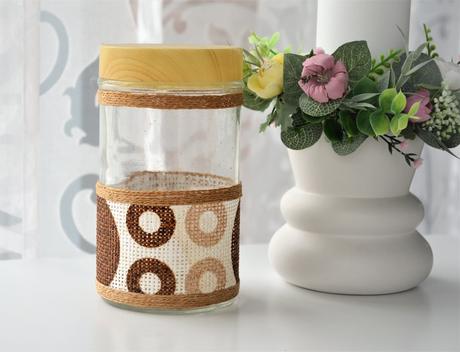 Vyššia sklenená dóza, 