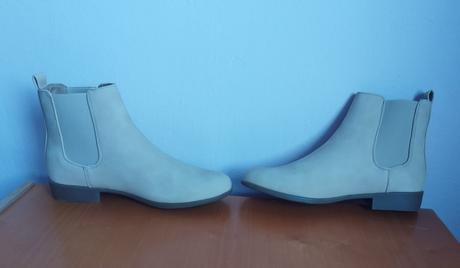 Damske bezove clenkove jesenne cizmy, 39