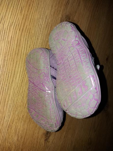 Poltopanky, baťa,21