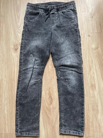 Nohavice, reserved,146