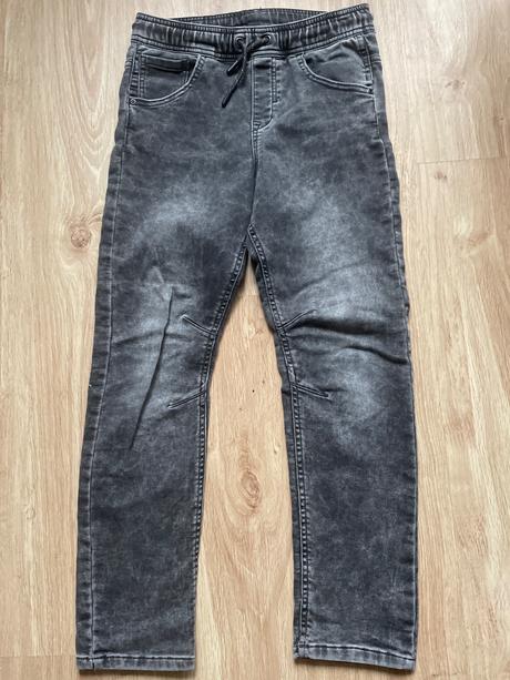 Nohavice, reserved,146