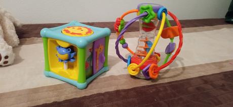 Interaktívna hračka pre bábätko, 