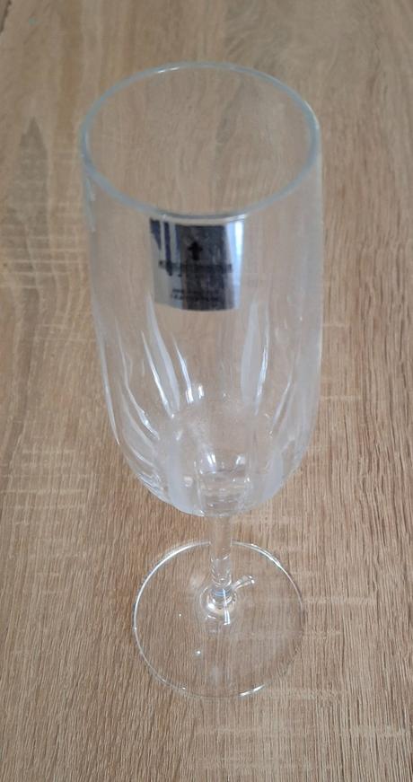 Nové knightsbridge krištálové vínové poháre po 6ks,