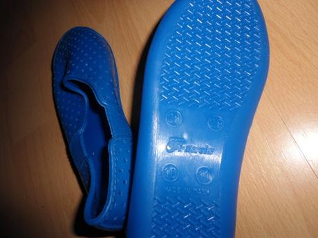 Modre topanky do vody, 27