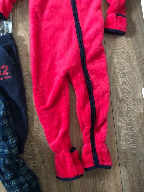 Mix oblečenia, 86–98