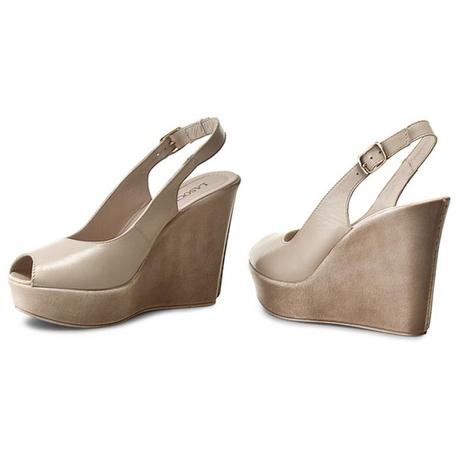 Krásne kožené sandálky značky lasocki, pc 55 eur, lasocki,37