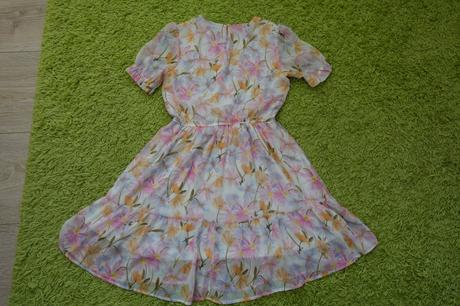 Šaty s kvietkami, reserved,146