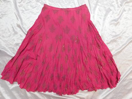 Pekna letna sukna, 42