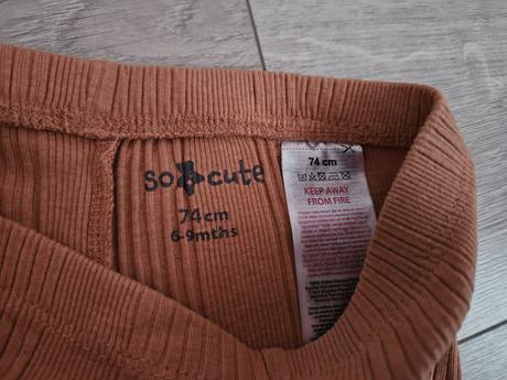 Tenšie tepláčiky legínky 68, sinsay,74