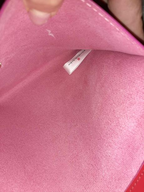 Červená listová kabelka elizabeth  arden, 