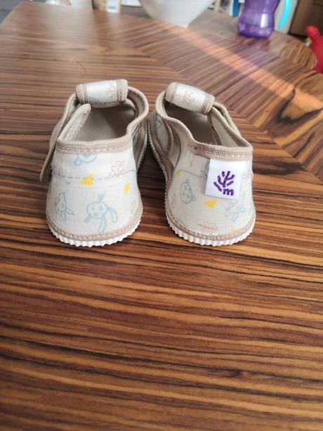 Slovenské papucky milash, 20