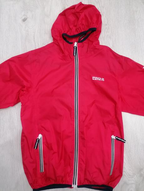 Tenká vetrovka, 140