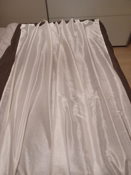 Krásne biele závesy  2 kusy, 